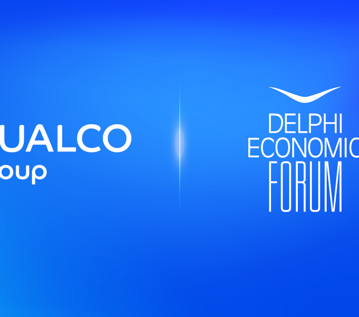 Μακέτα Qualco Group και Delphi Economic Forum XI